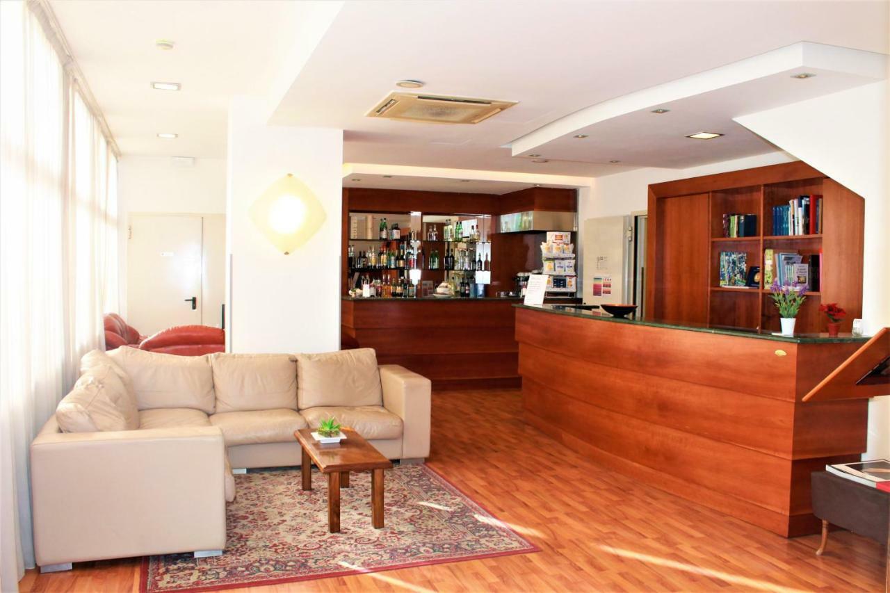 Hotel Santa Lucia Bastia Umbra Exterior foto