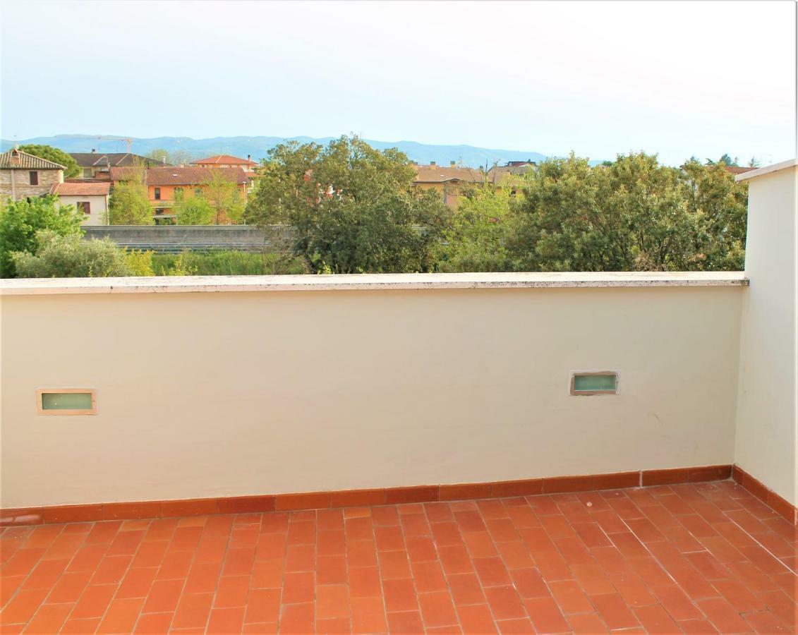 Hotel Santa Lucia Bastia Umbra Exterior foto
